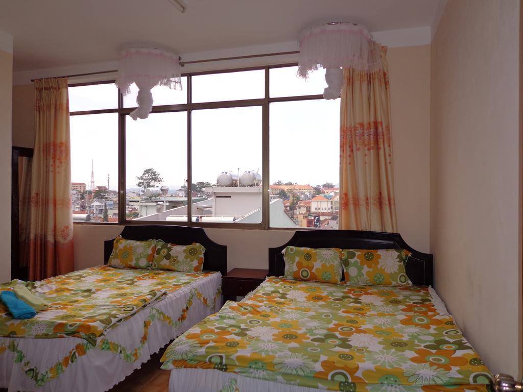Phuong Tung Hotel Dalat Exterior foto