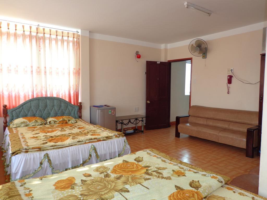 Phuong Tung Hotel Dalat Exterior foto