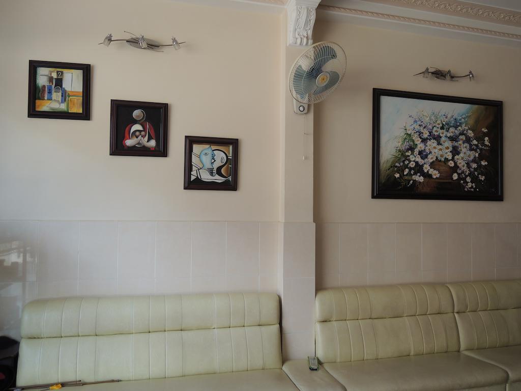 Phuong Tung Hotel Dalat Exterior foto